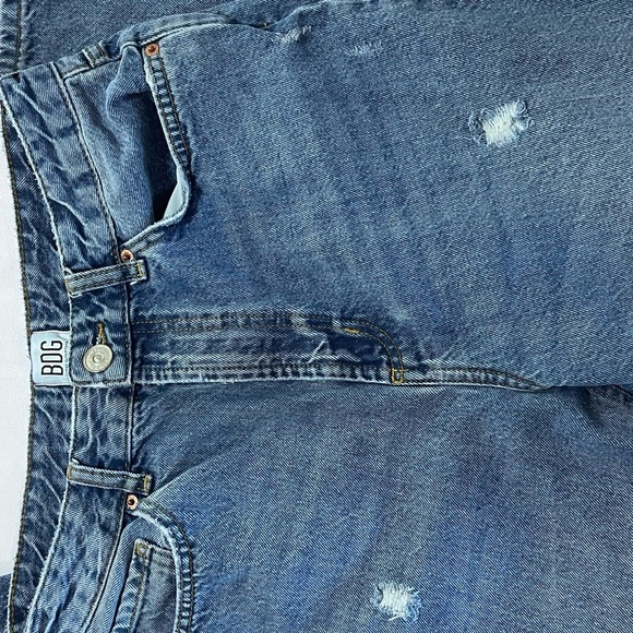 BDG Relaxed Fit Men's Denim Jeans - Picture 2 of 4